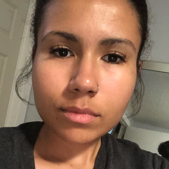 Meet your Posher, Haylie - Picture 1 of 1